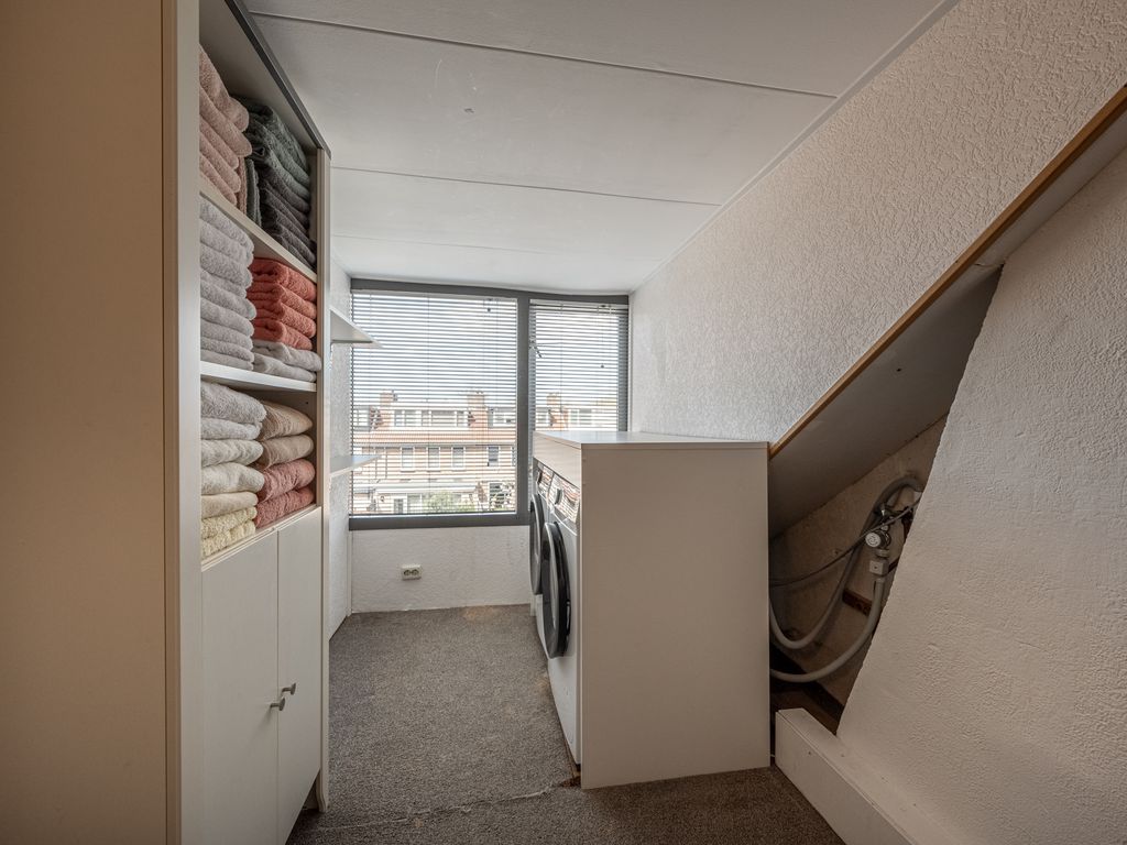 Schenkelstraat 16, Rhoon