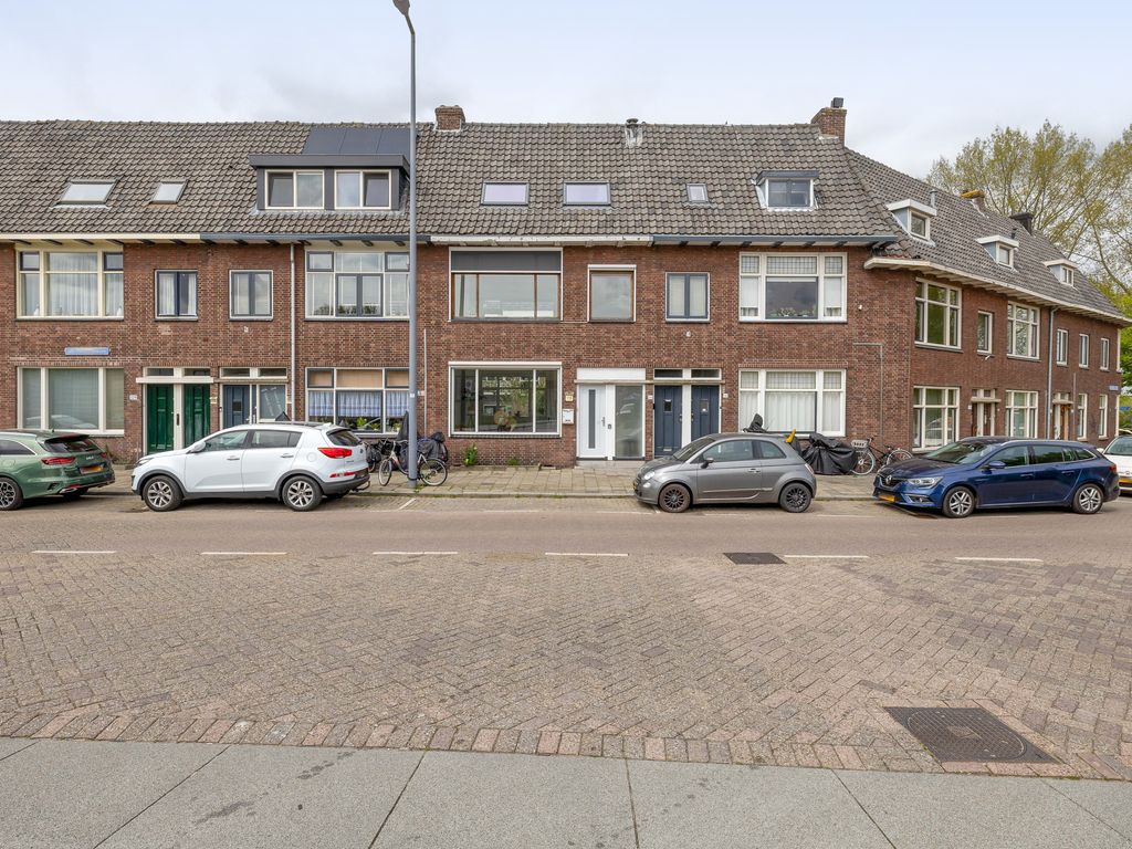 Zestienhovensekade 113, Rotterdam