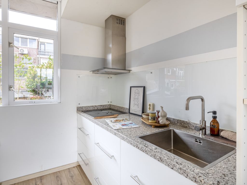 Zestienhovensekade 113, Rotterdam