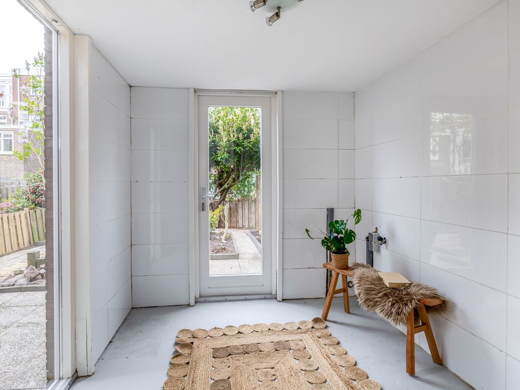 Zestienhovensekade 113, Rotterdam