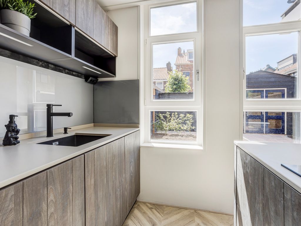 Willaertstraat 1, Dordrecht