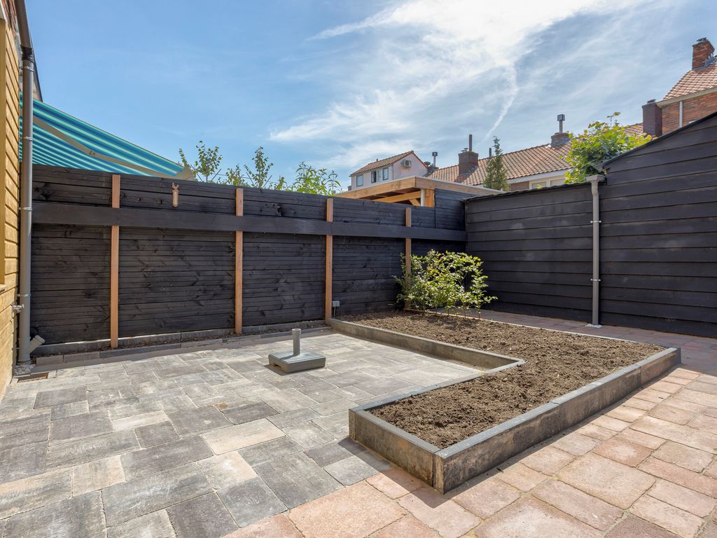 Willaertstraat 1, Dordrecht