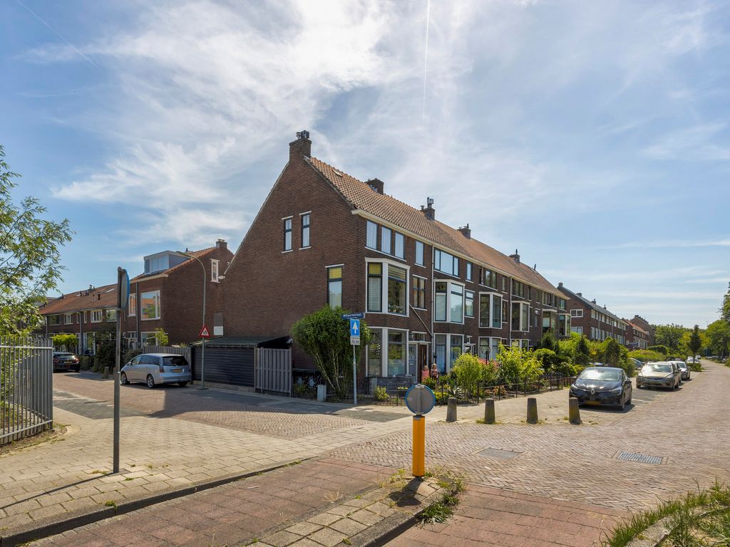 Willaertstraat 1, Dordrecht