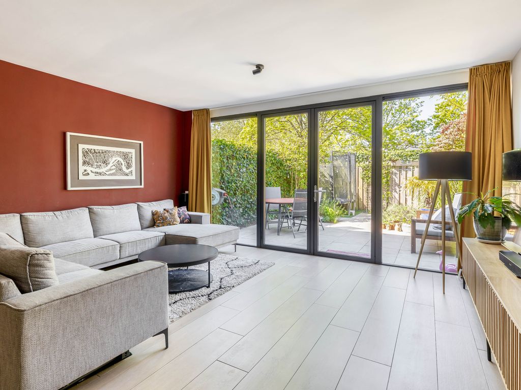Boeier 10, Barendrecht