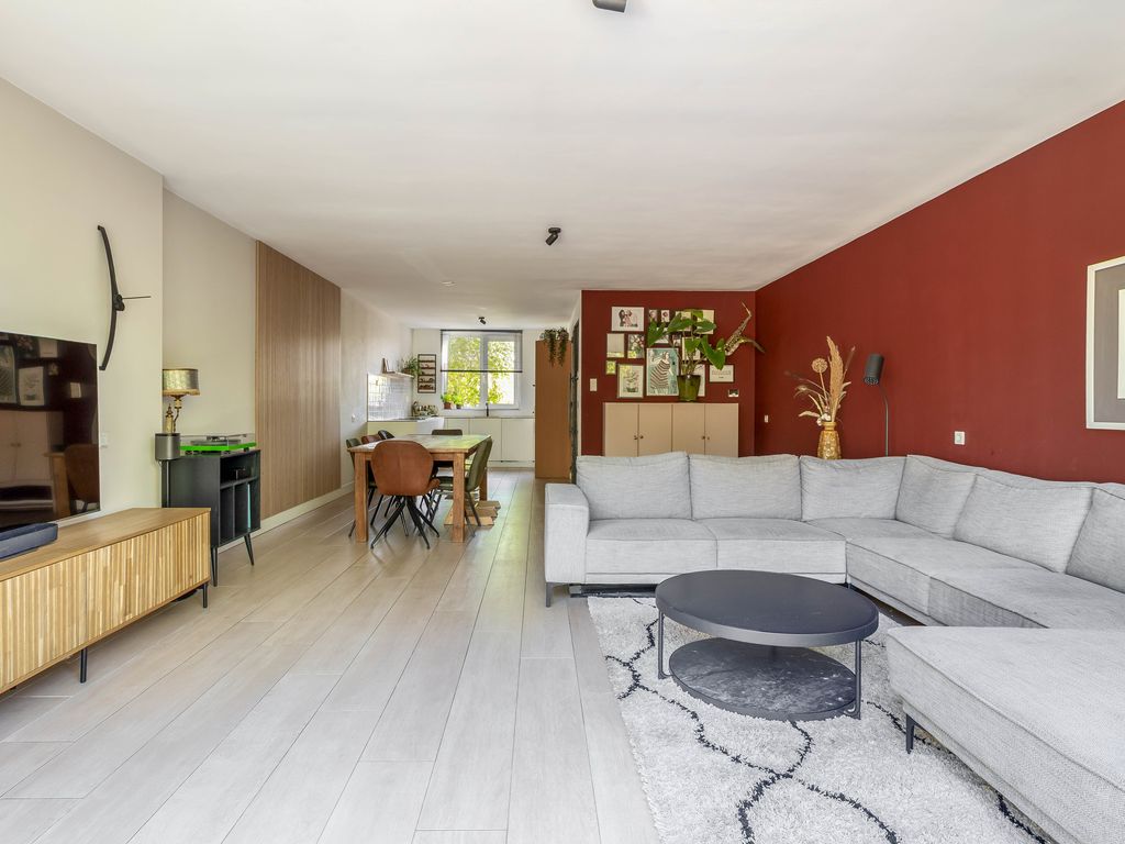 Boeier 10, Barendrecht