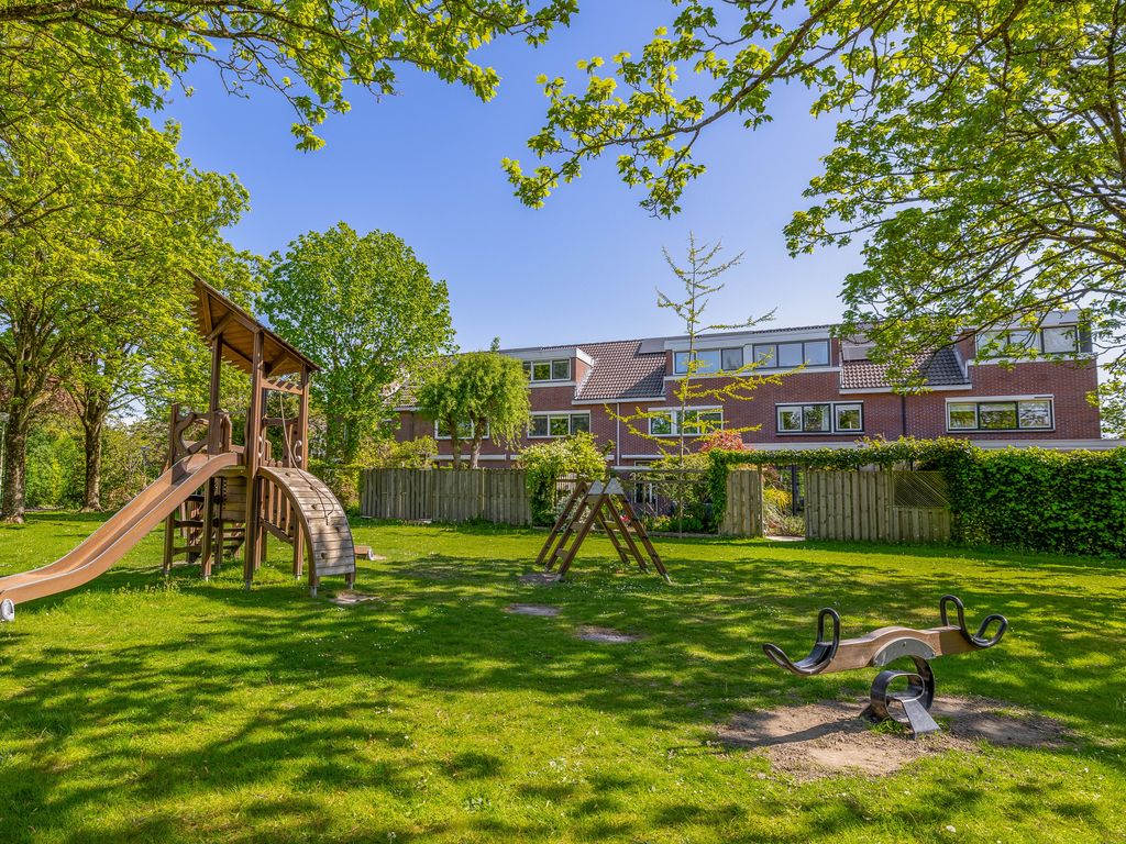 Boeier 10, Barendrecht