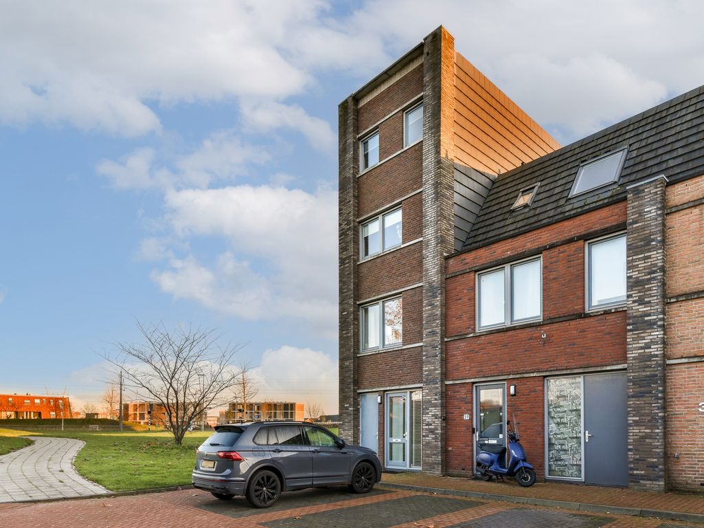 Olijfhout 41, Barendrecht