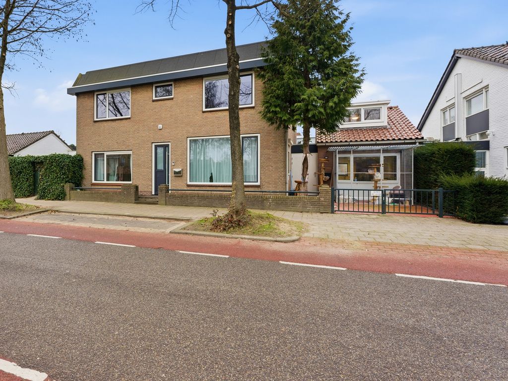 F. van der Poest Clementlaan 51, Poortugaal