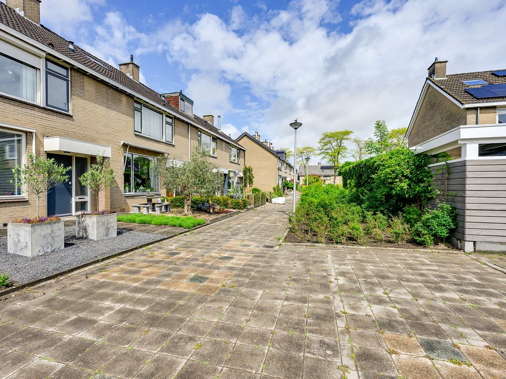 Ghijseland 57, Rhoon