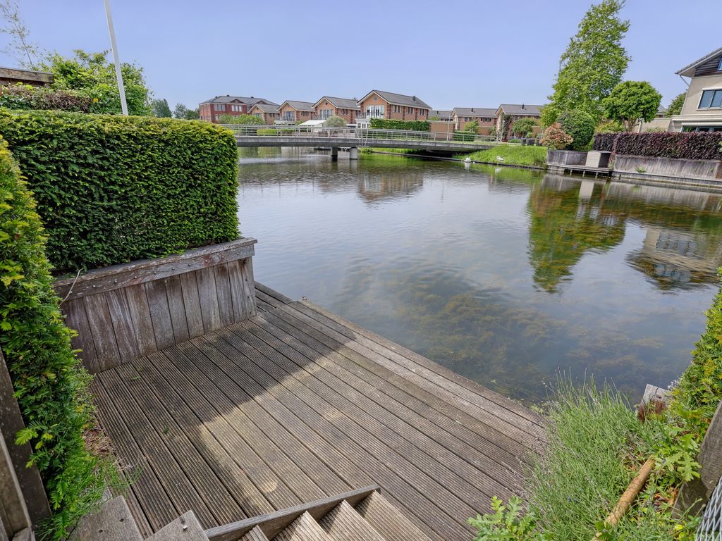 Bouwlust 125, Rhoon