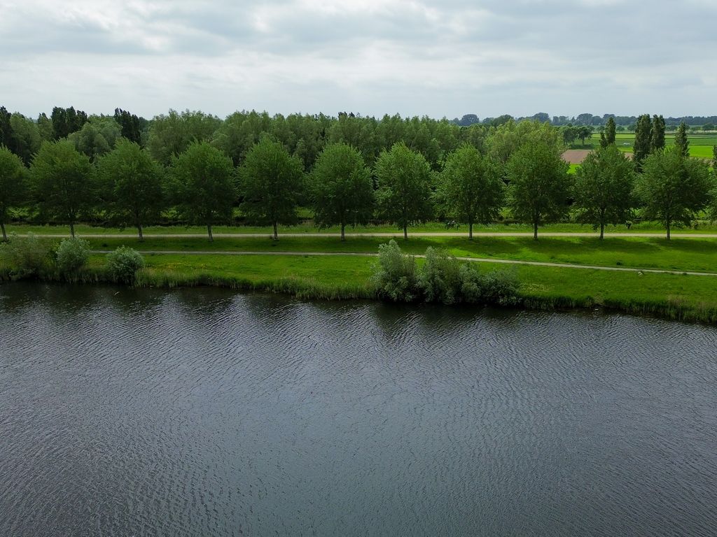 Bouwlust 125, Rhoon