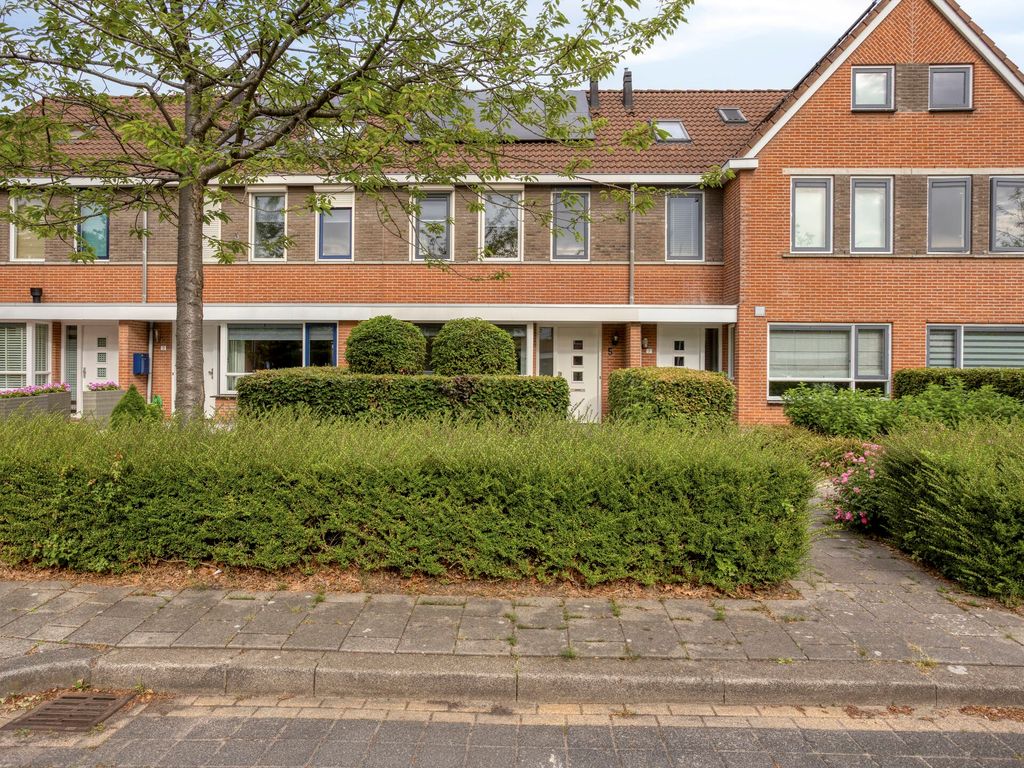 Castellum 5, Poortugaal