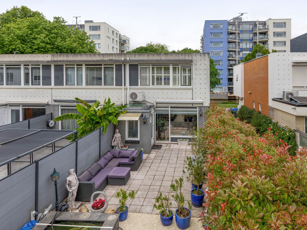 Nehrusingel 30, Rotterdam