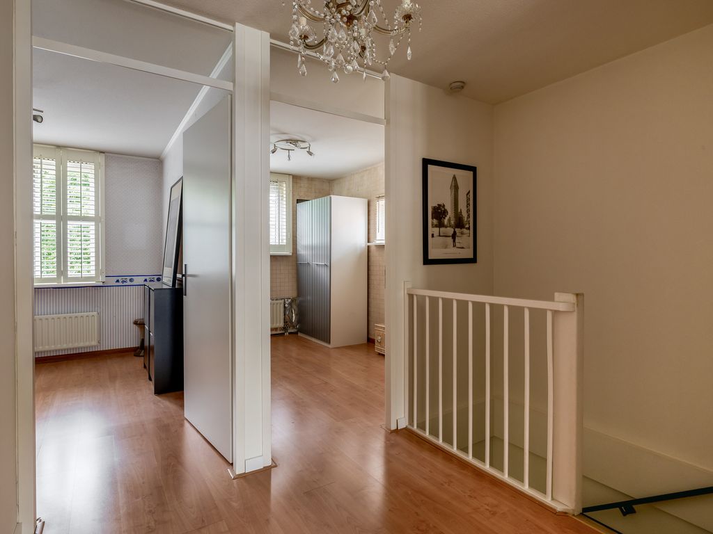 Nehrusingel 30, Rotterdam