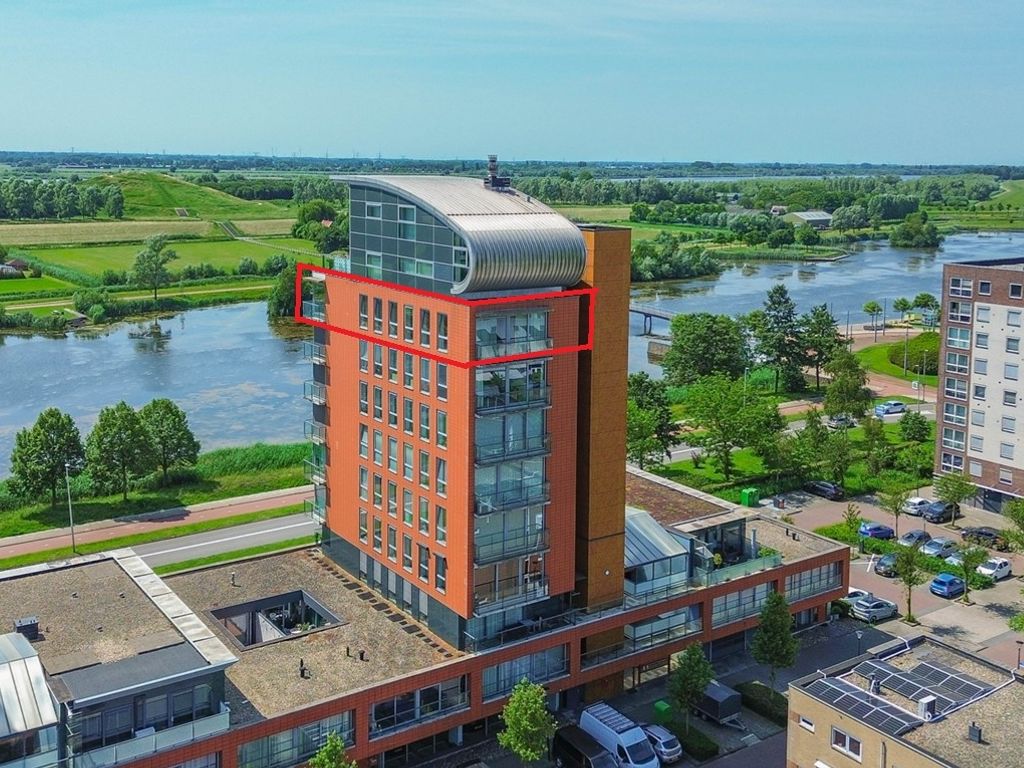 Steekkant 107, Barendrecht