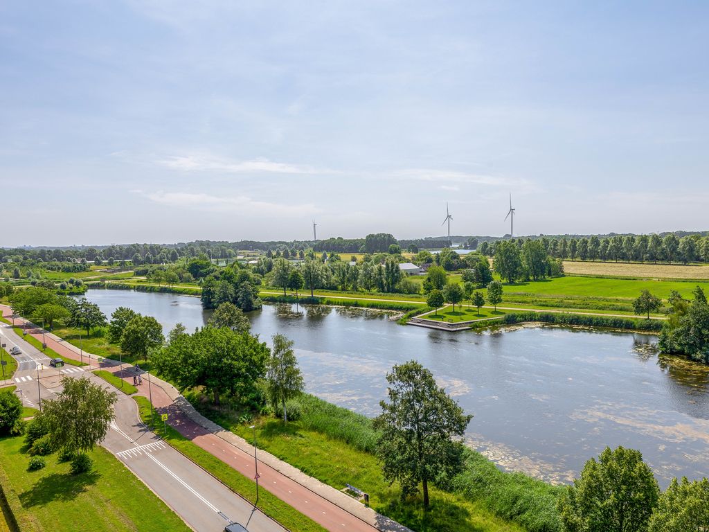 Steekkant 107, Barendrecht