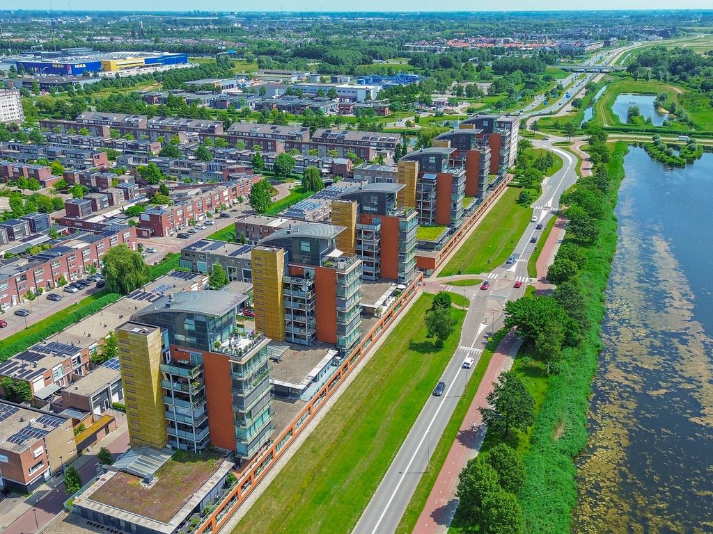 Steekkant 107, Barendrecht