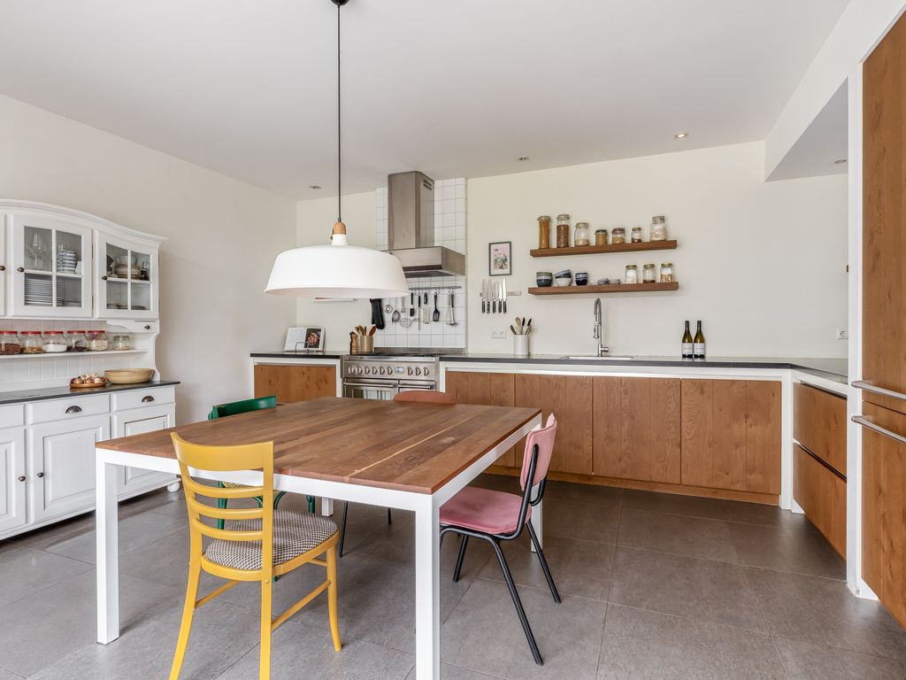 Kerkweg 27, Barendrecht