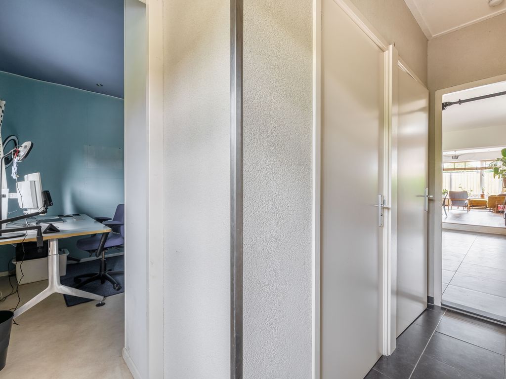 Kerkweg 27, Barendrecht