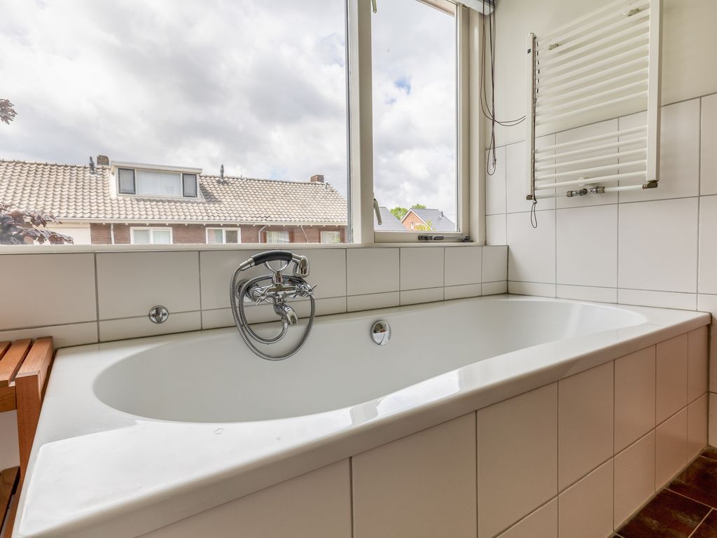 Kerkweg 27, Barendrecht