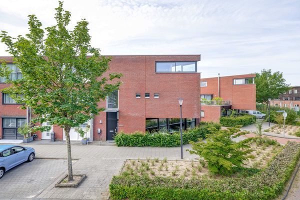 Zalmwater 23, Barendrecht