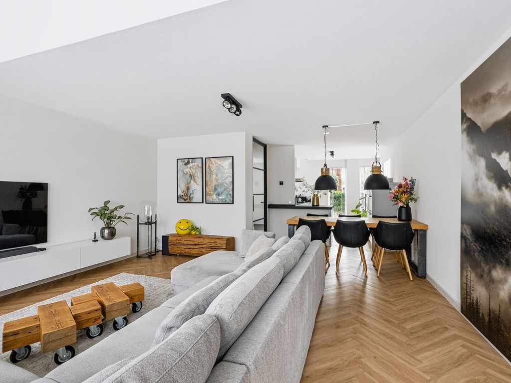 Bramengaarde 184, Hendrik-Ido-Ambacht