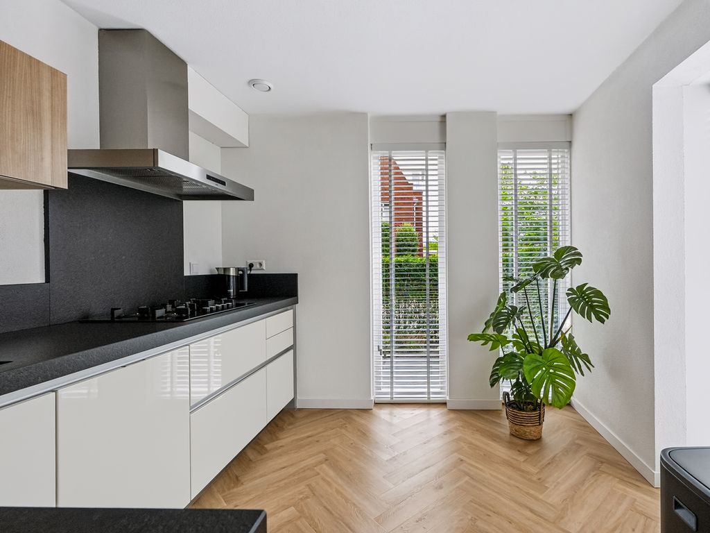 Bramengaarde 184, Hendrik-Ido-Ambacht