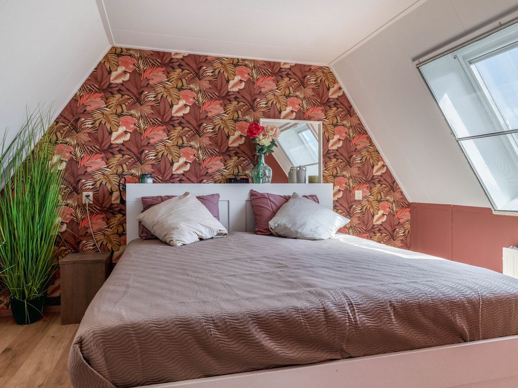 Zwaluw 56, Hoogvliet Rotterdam