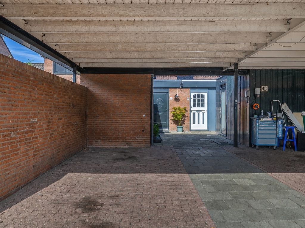 Zwaluw 56, Hoogvliet Rotterdam