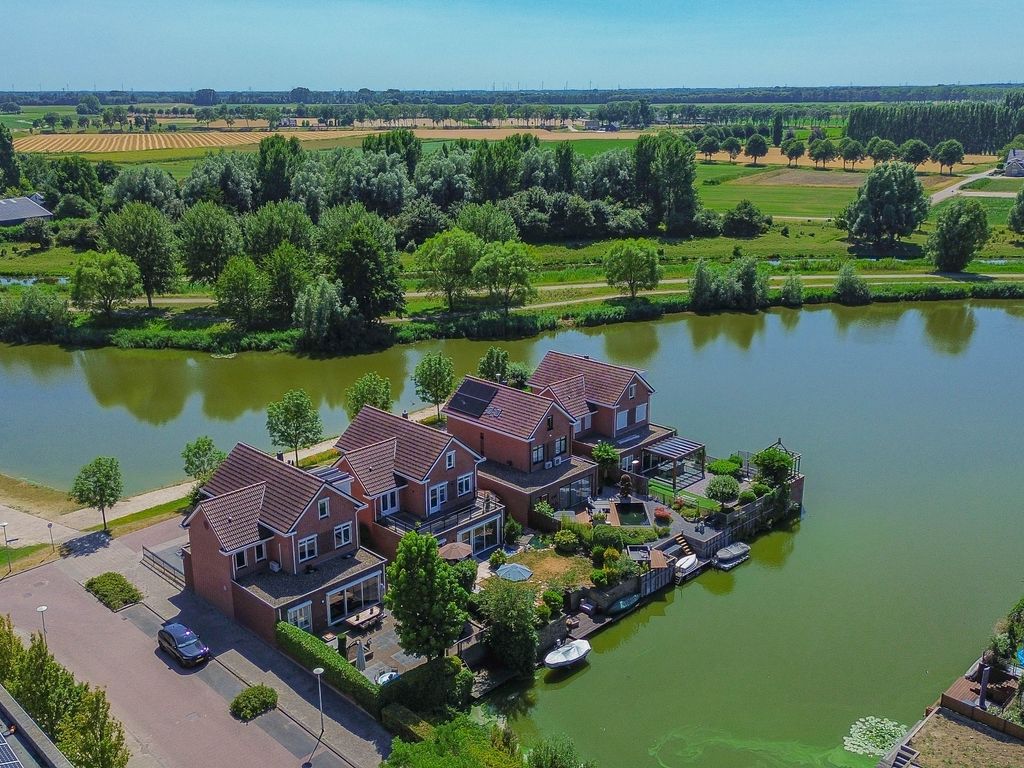 Binnengracht 8, Rhoon