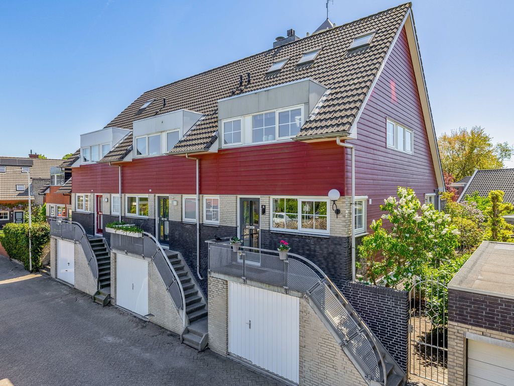 Piet Heinstraat 35, Barendrecht