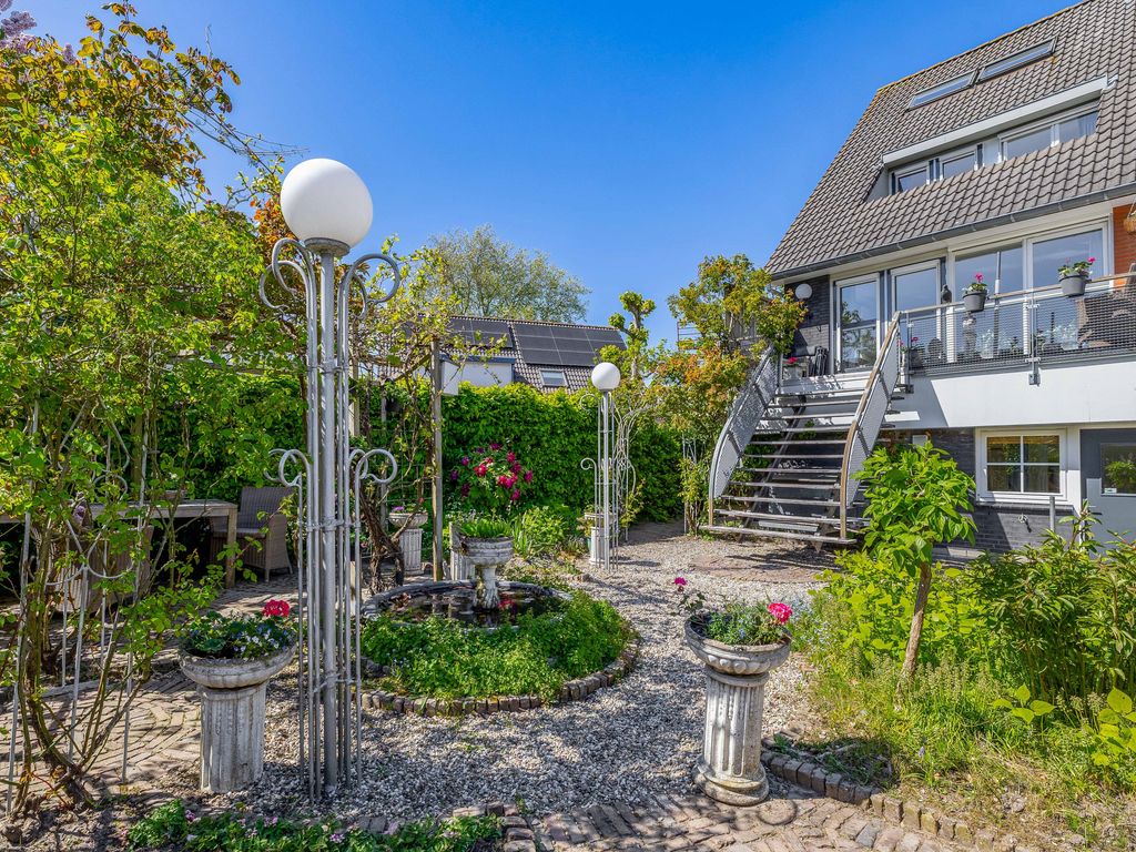 Piet Heinstraat 35, Barendrecht