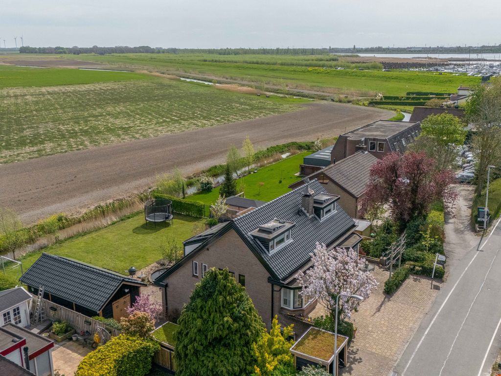 Havendam 13B, Rhoon