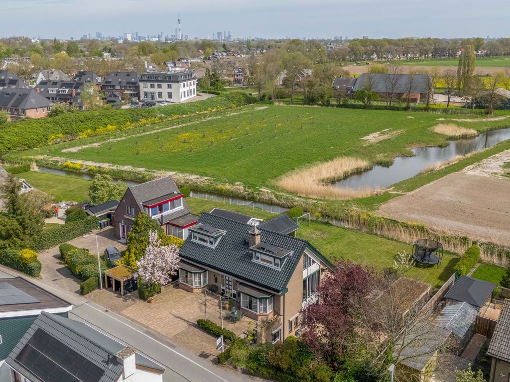 Havendam 13B, Rhoon