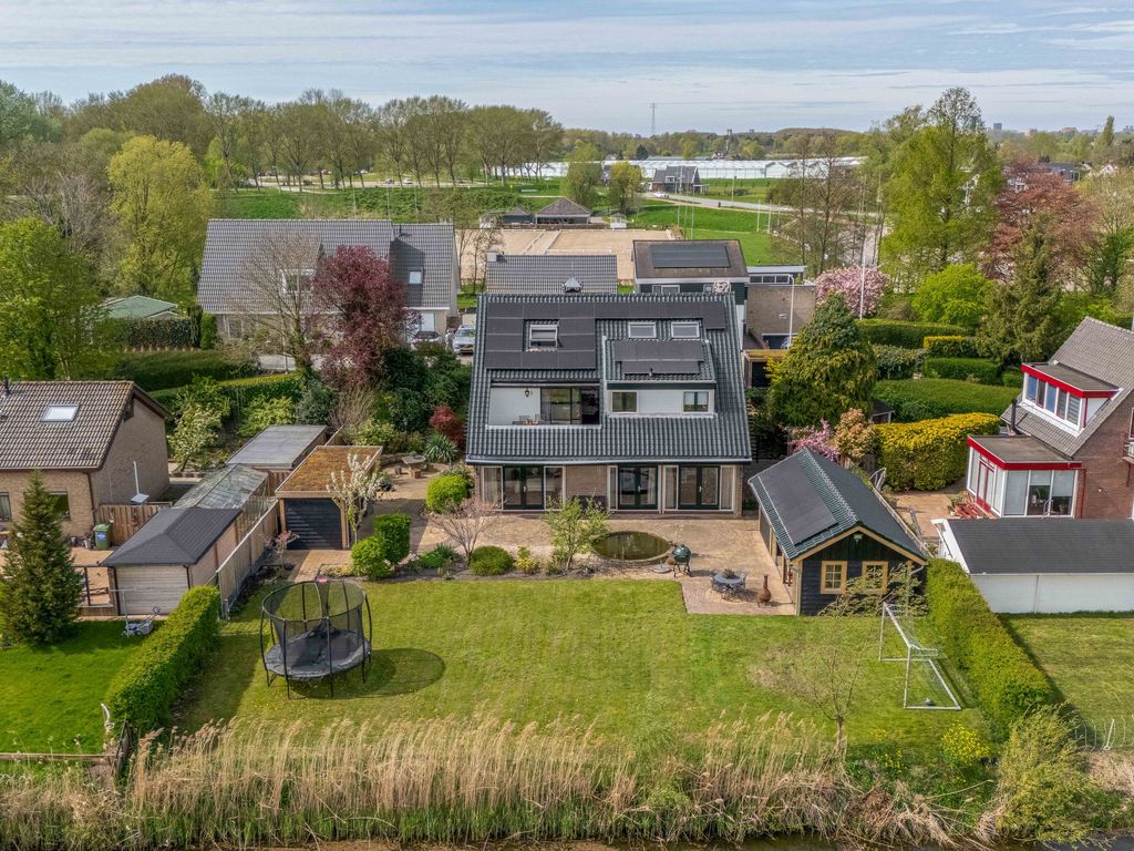 Havendam 13B, Rhoon