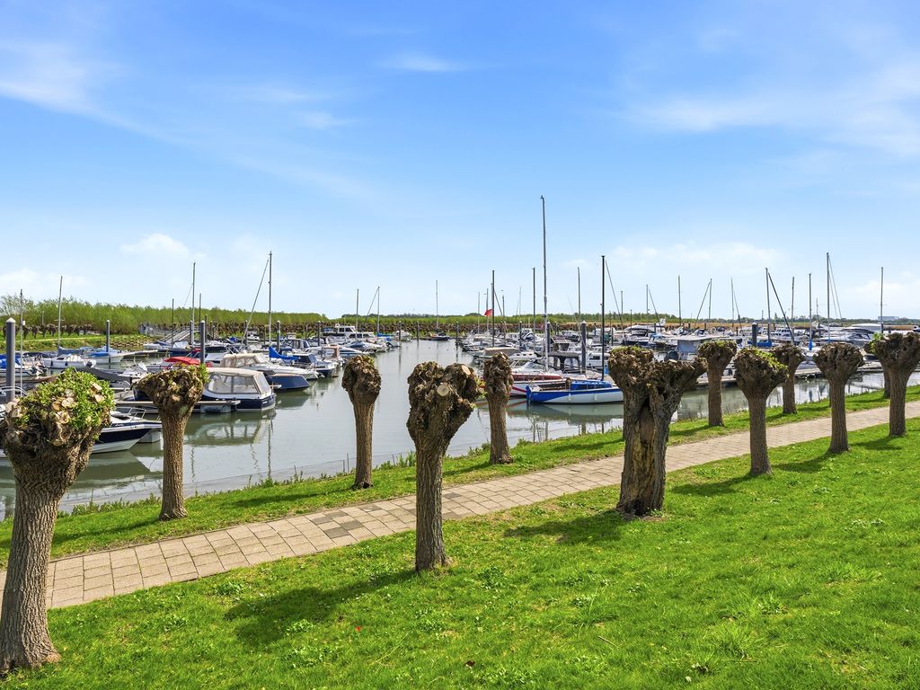 Havendam 13B, Rhoon