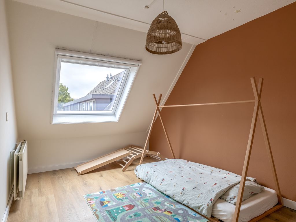 Vlier 35, Poortugaal