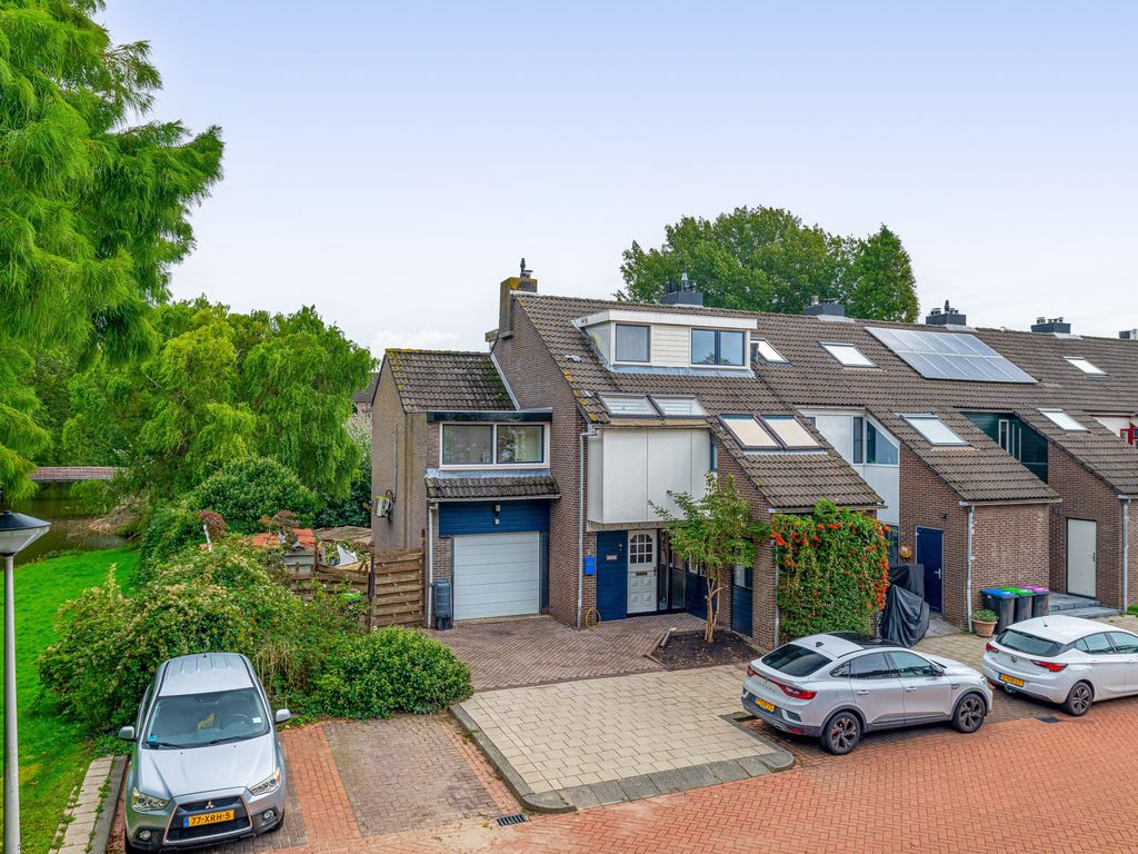 Ottersveen 458, Spijkenisse
