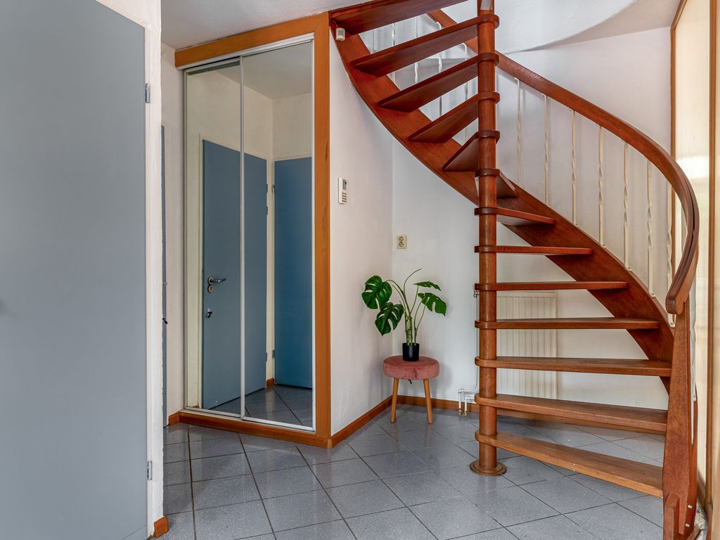 Ottersveen 458, Spijkenisse