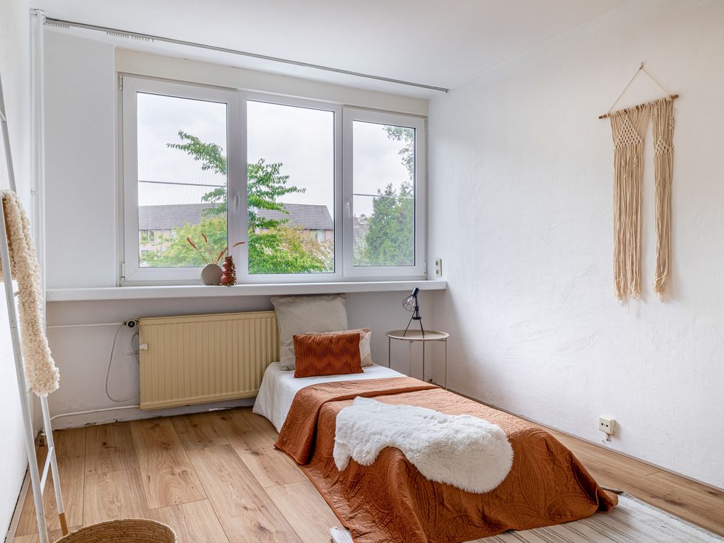 Ottersveen 458, Spijkenisse