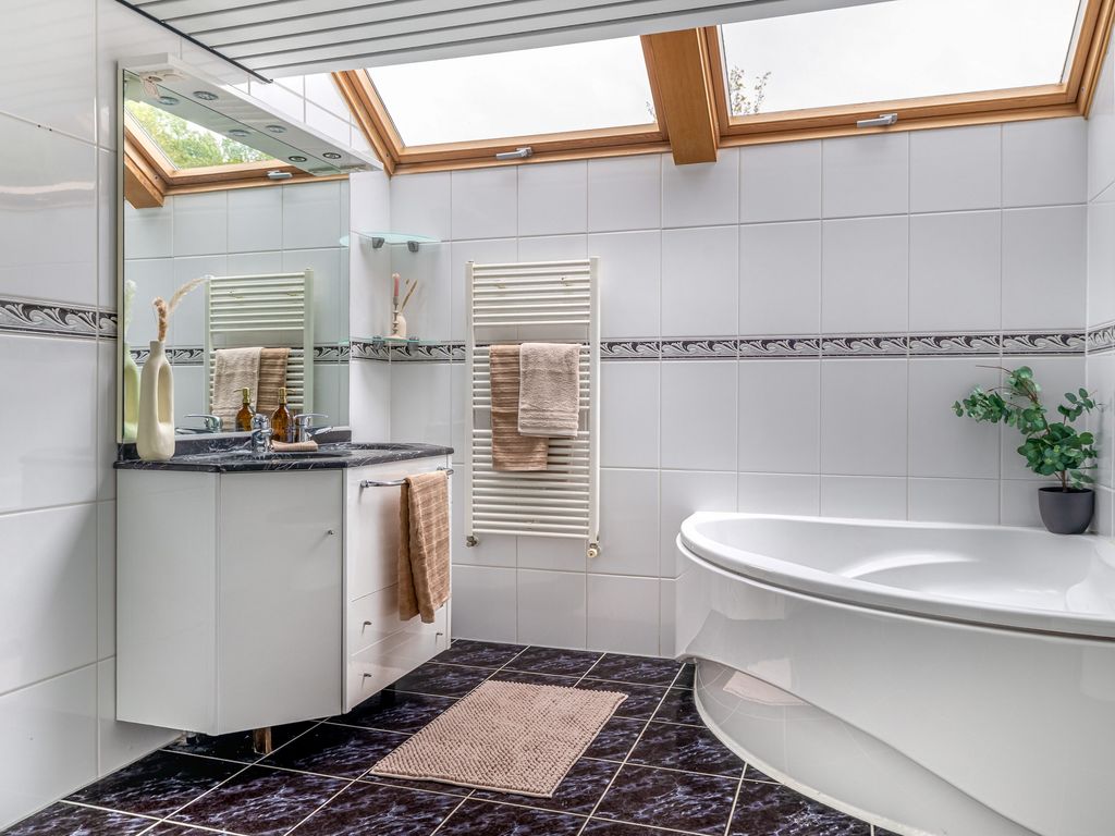 Ottersveen 458, Spijkenisse