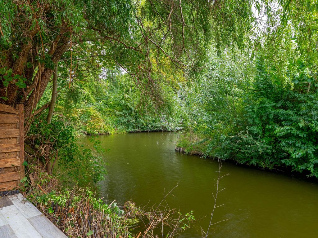 Ottersveen 458, Spijkenisse