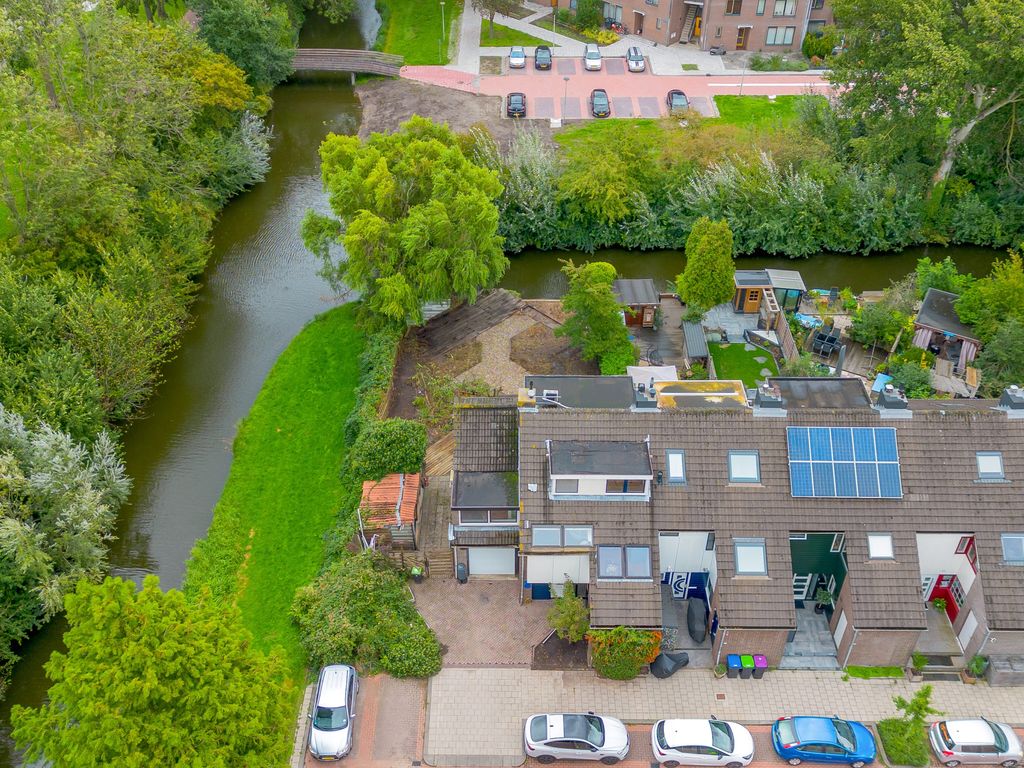 Ottersveen 458, Spijkenisse