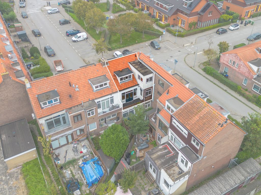 Vincent Van Goghstraat 102, Dordrecht