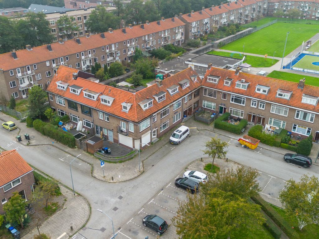 Vincent Van Goghstraat 102, Dordrecht