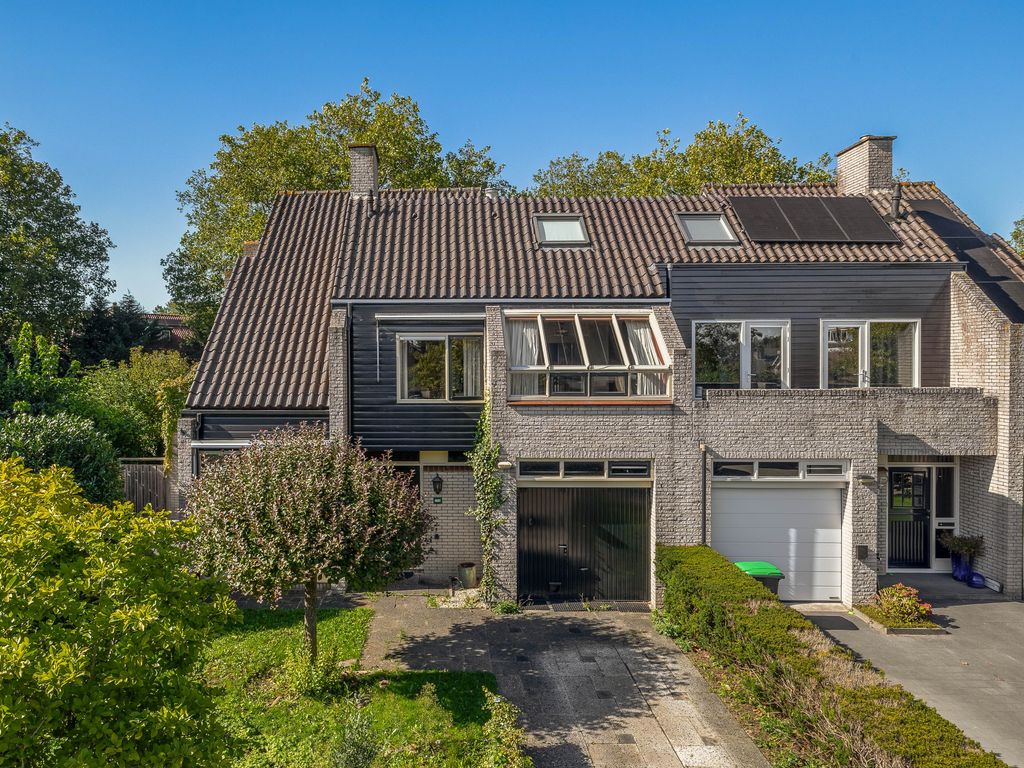 Boeier 103, Barendrecht