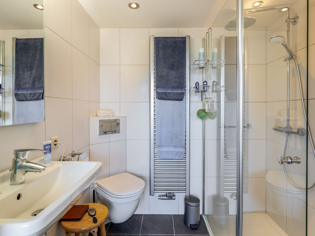 Boeier 103, Barendrecht