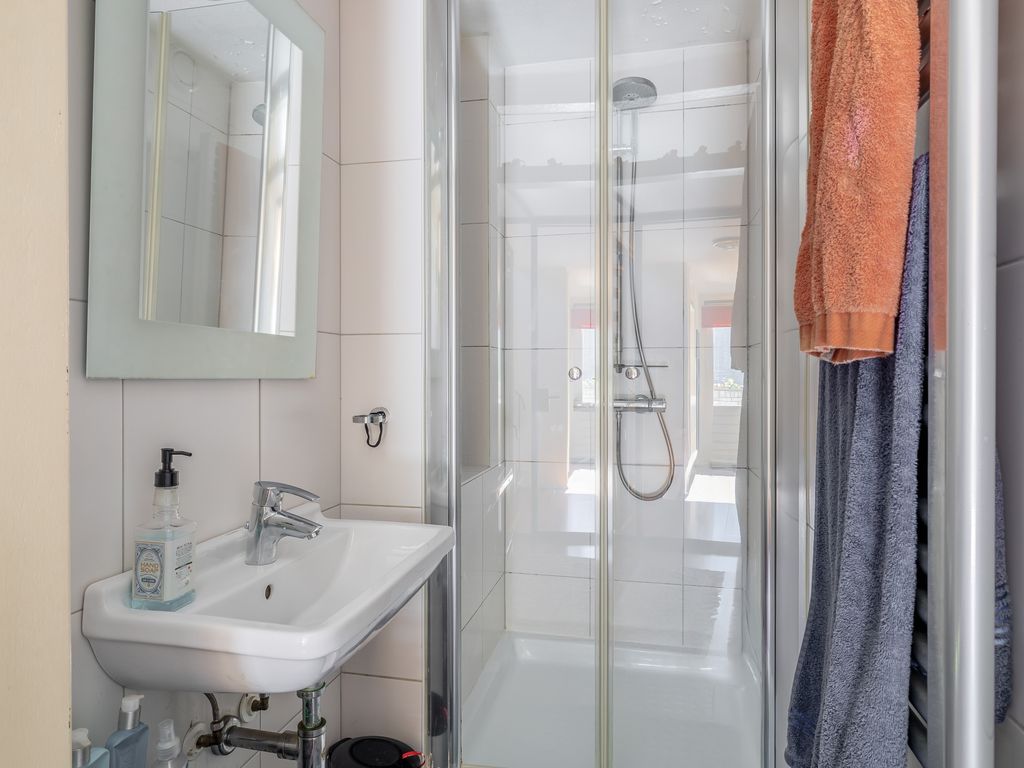 Boeier 103, Barendrecht
