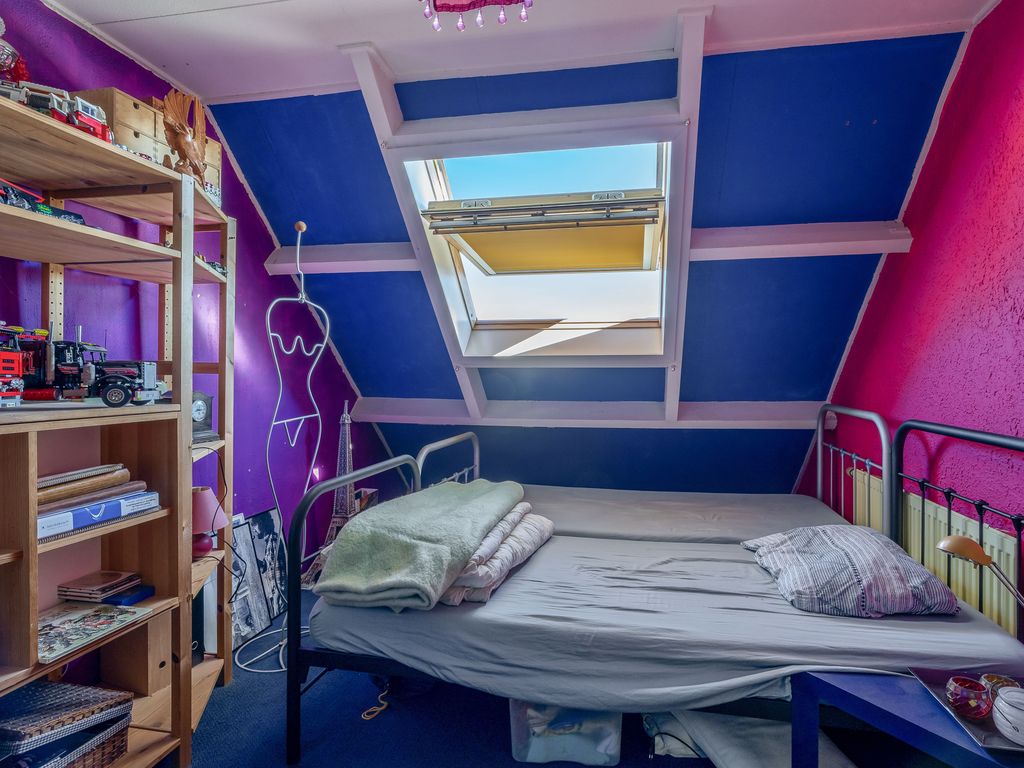 Boeier 103, Barendrecht