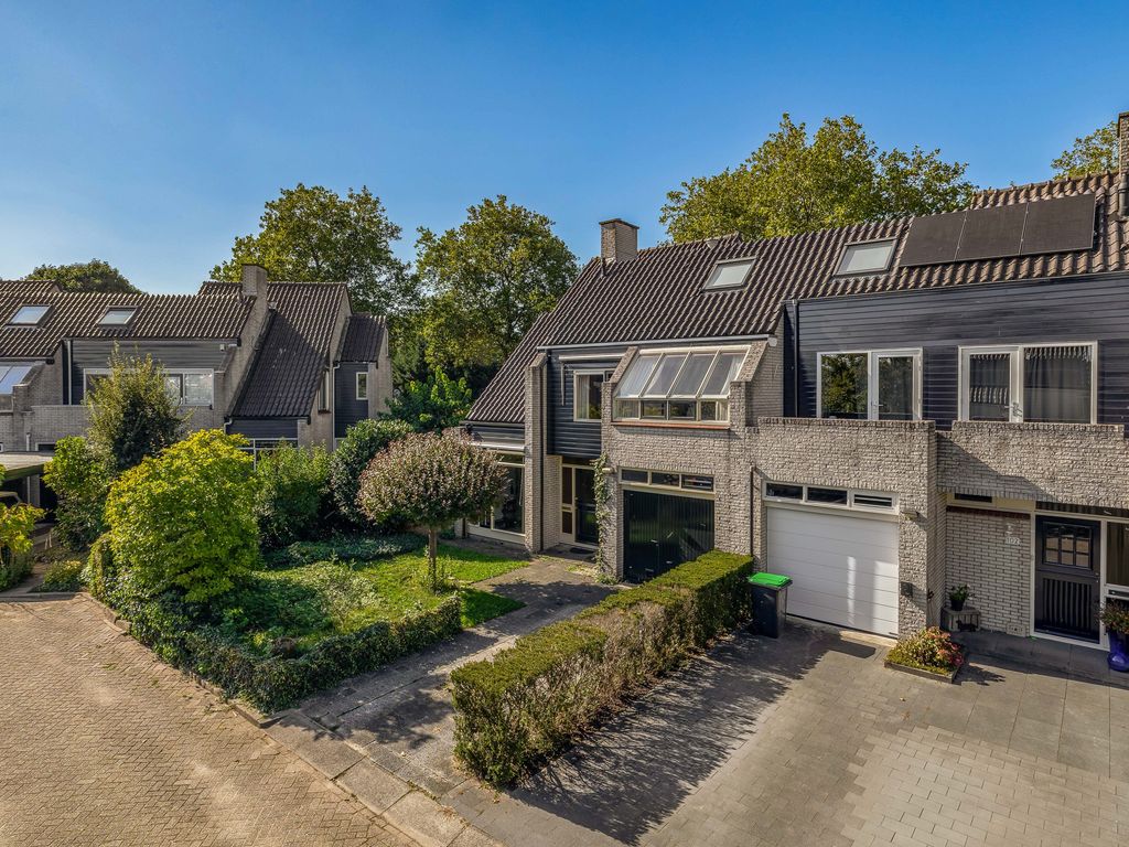 Boeier 103, Barendrecht